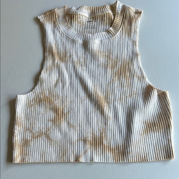 Tan and Cream Ribbed Crop Top - Picture 1 of 2
